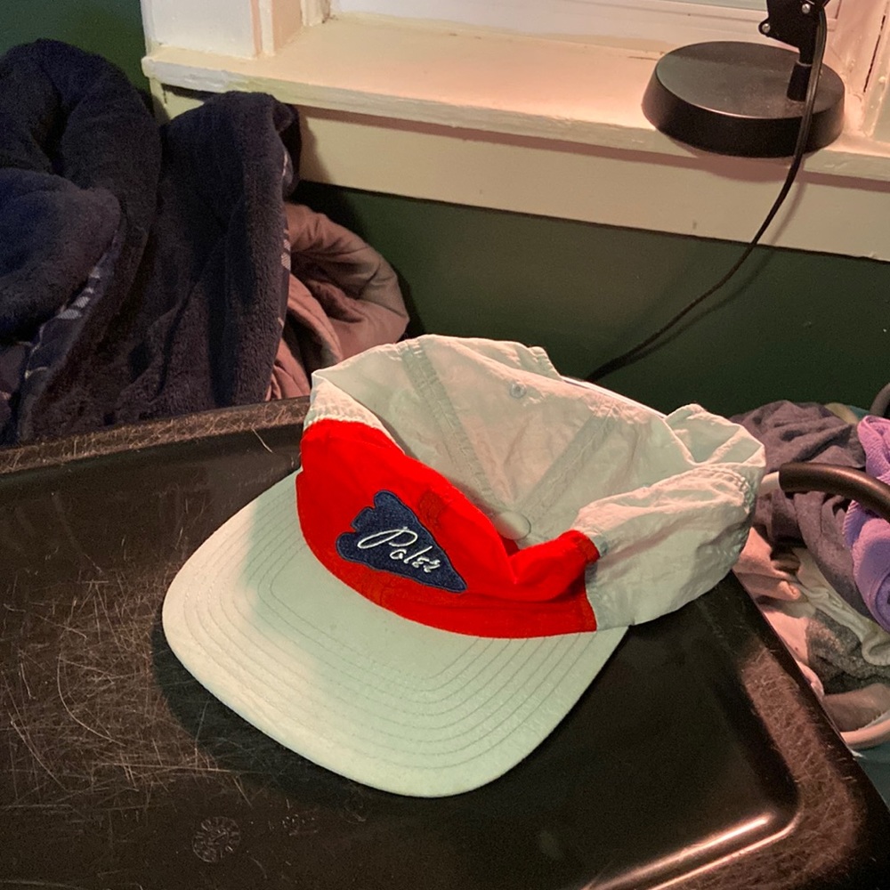Poler hat